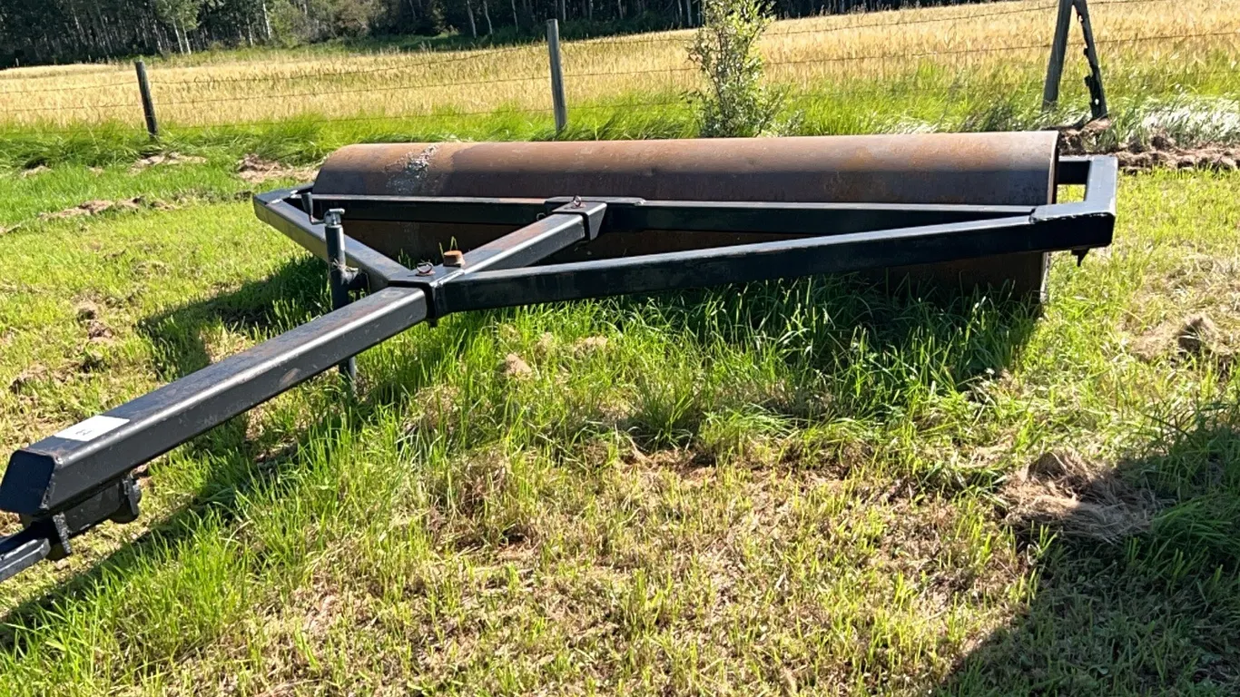 HOMEMADE 11'4" LAND ROLLER