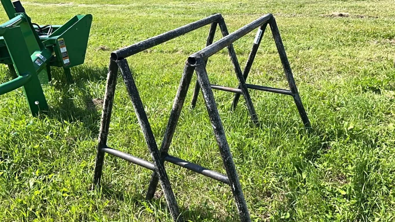 2 - 36"Hx38"L PIPE STANDS