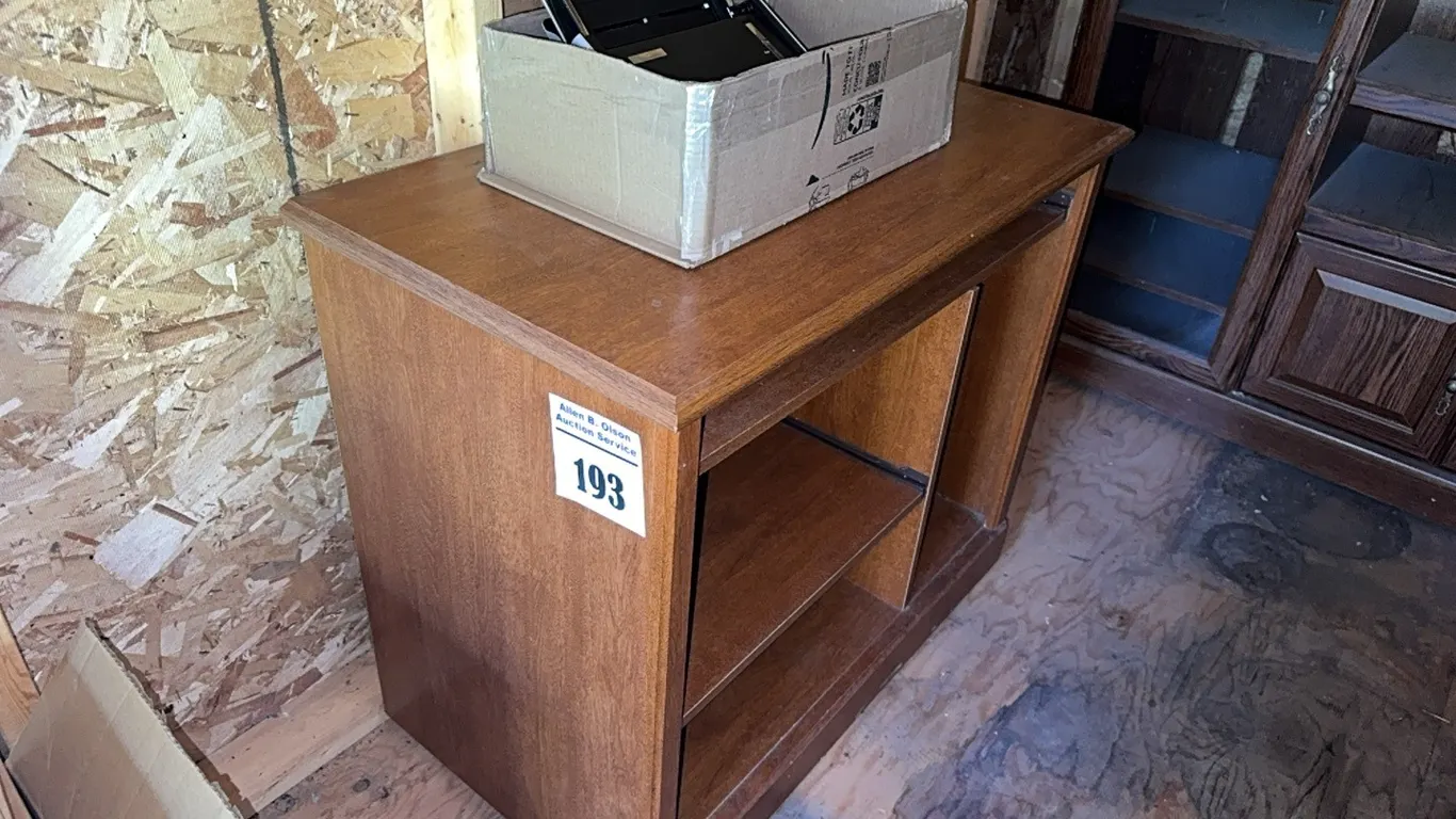 20'Wx30"Hx3'L COMPUTER DESK & FUJITSU SCANNER