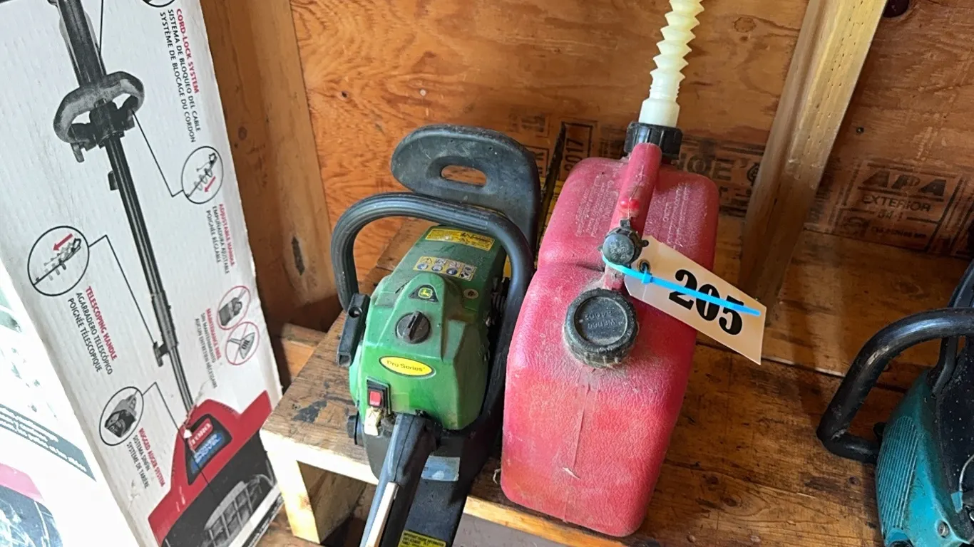 JD CS40 CHAINSAW