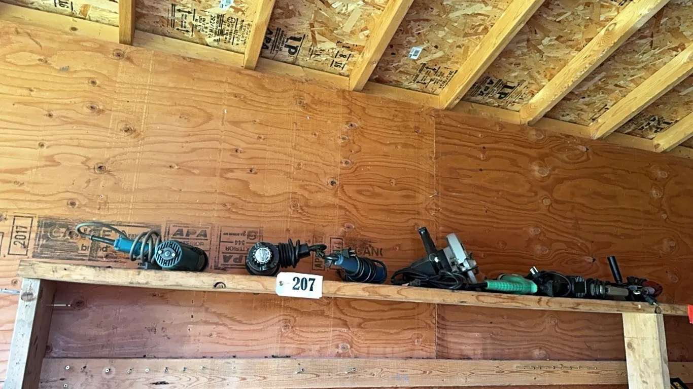 COLLECTION OF CORDED POWER TOOLS