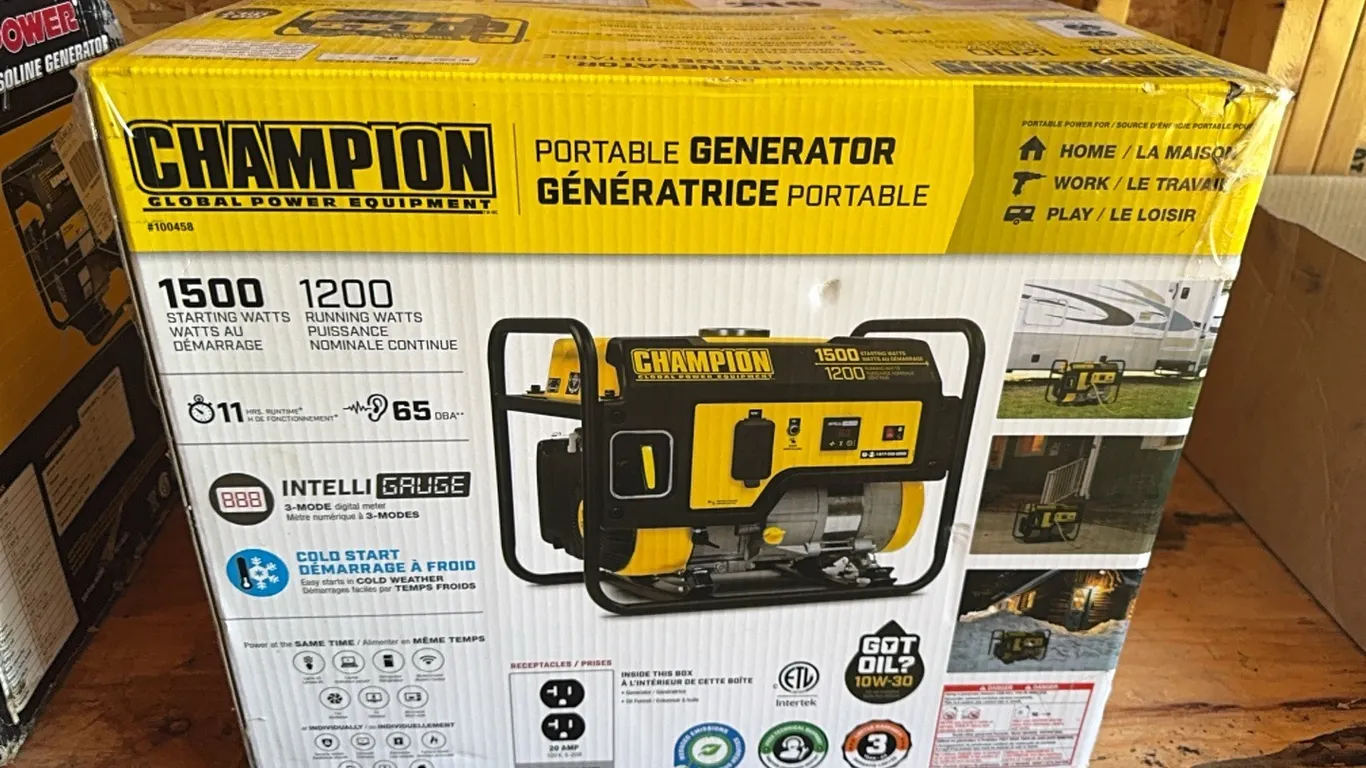 NEW IN BOX CHAMPION 1500W GAS POWERED GENERATOR