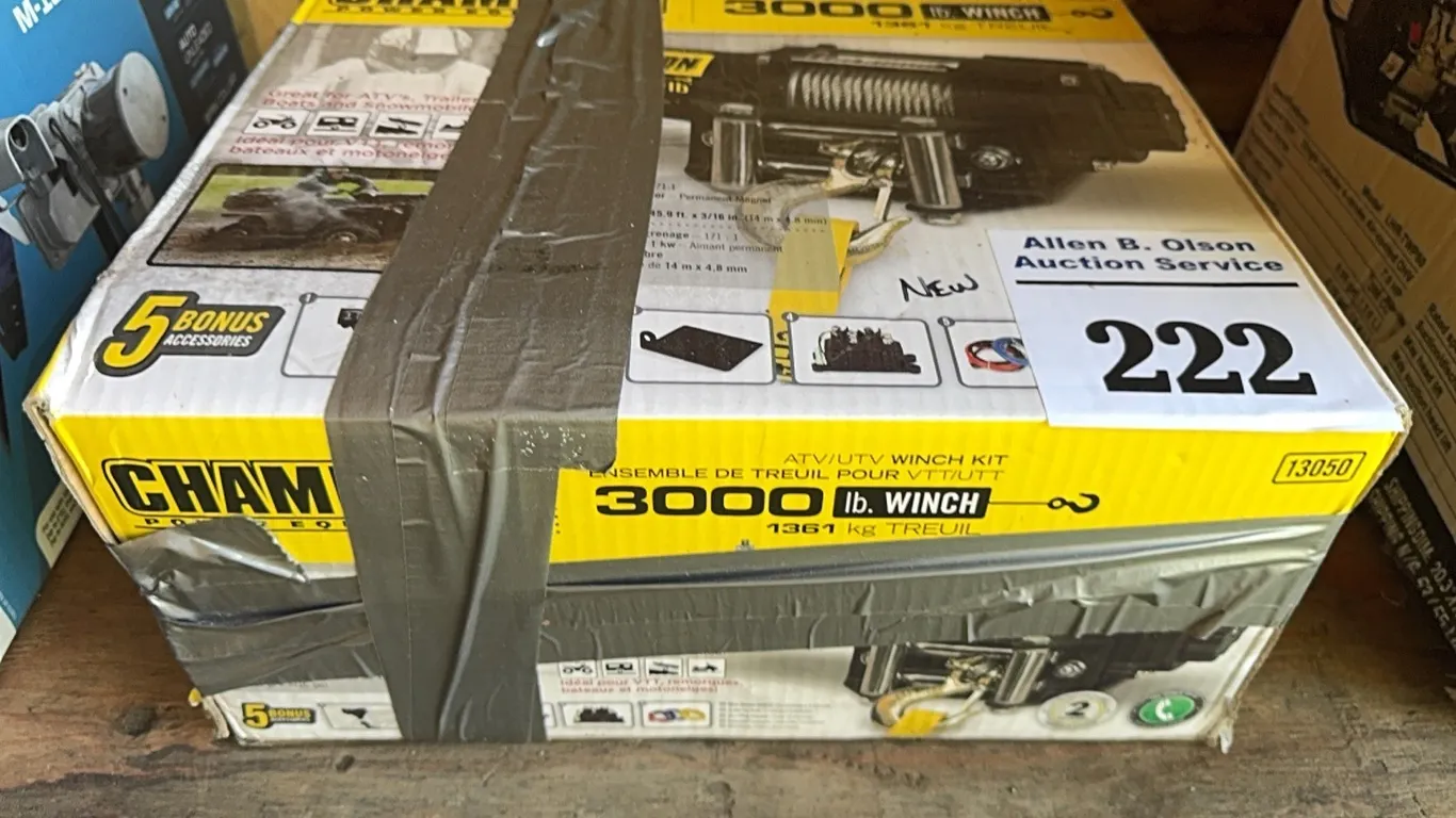 NEW IN BOX CHAMPION 3000 LB WINCH