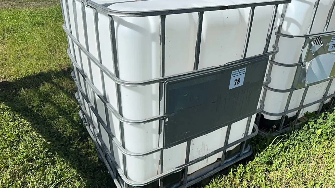 1000L STEEL CAGED PLASTIC TOTE TANK - NO LID