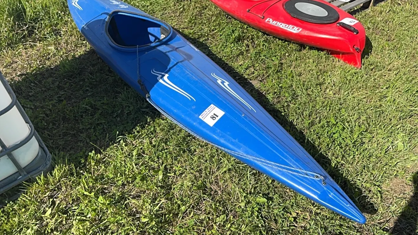 RIVER RUNNER R5 13' KAYAK