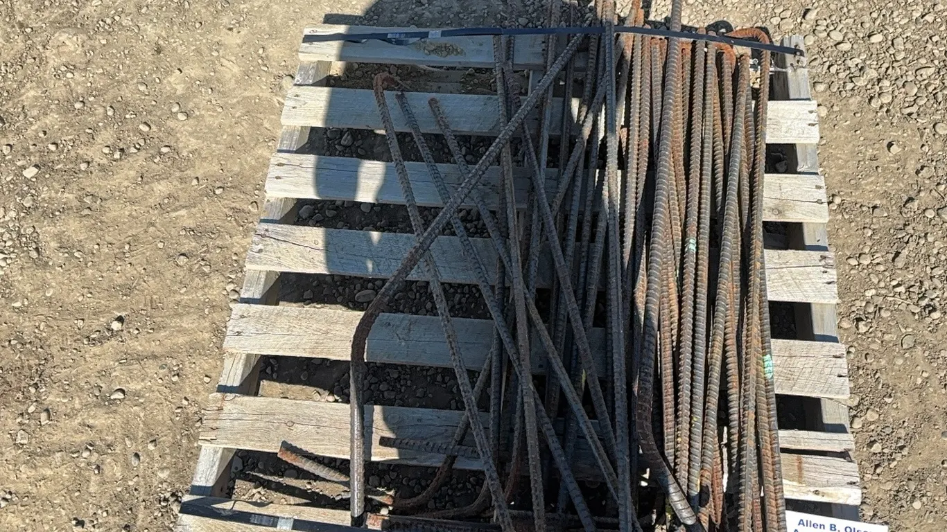 ASSORTMENT OF BENT REBAR