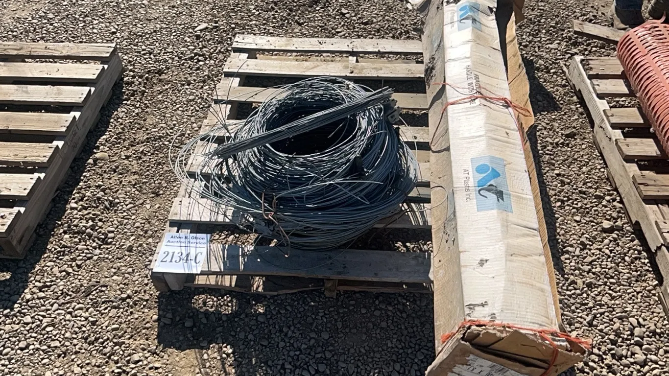 ELECTRIC FENCE WIRE, ROLL OF 4M BLACK PLASTIC