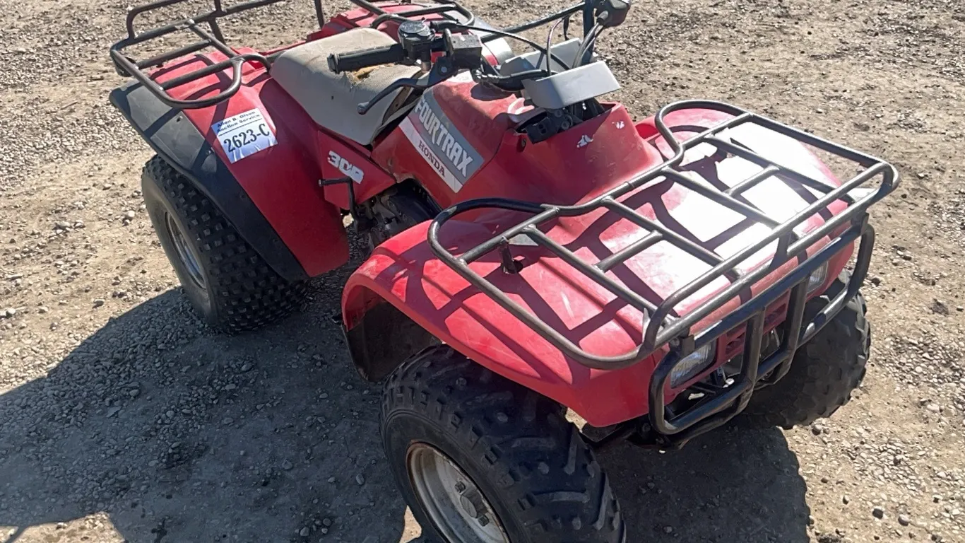 HONDA 300 FOURTRAX 2WD QUAD - NOT RUNNING - VIN: JH3TE1403JK012182