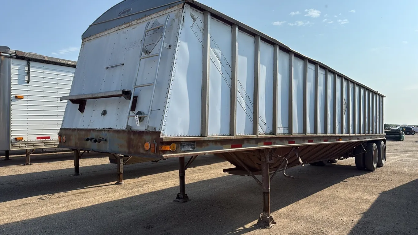 ID 0225 1984 Hopper Bottom Trailer