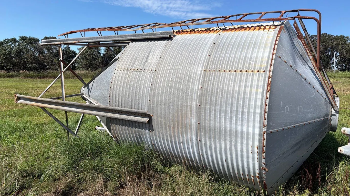 Hog Slat 15 Ton Bulk Bin