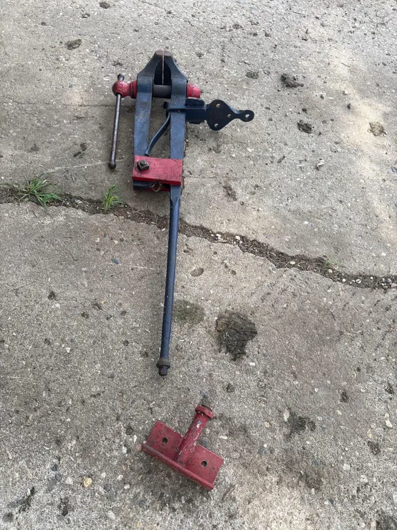 Bench Leg Vice