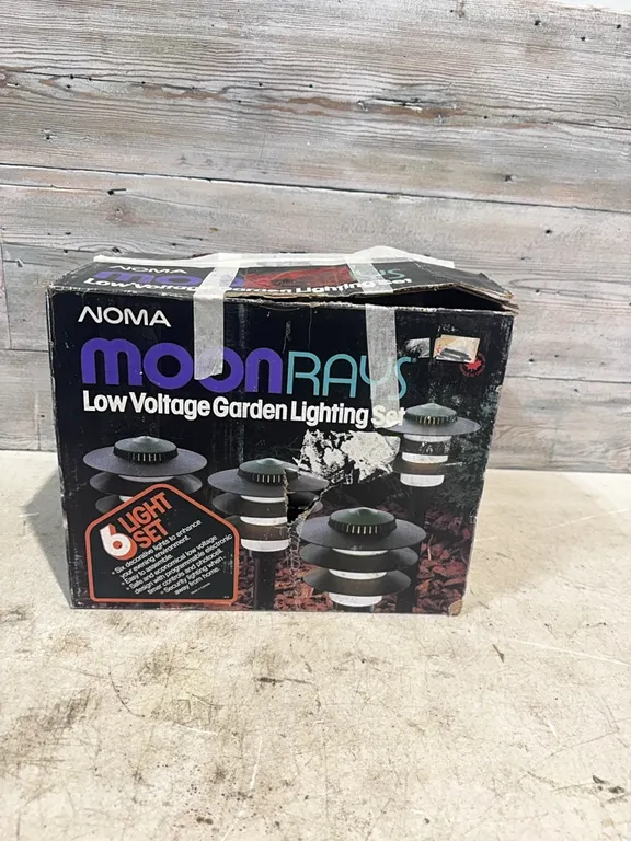 Garden lights