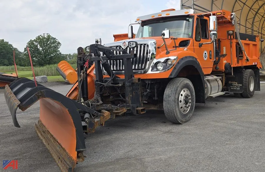 2018 International 7600 SFA Dump Truck with Plows