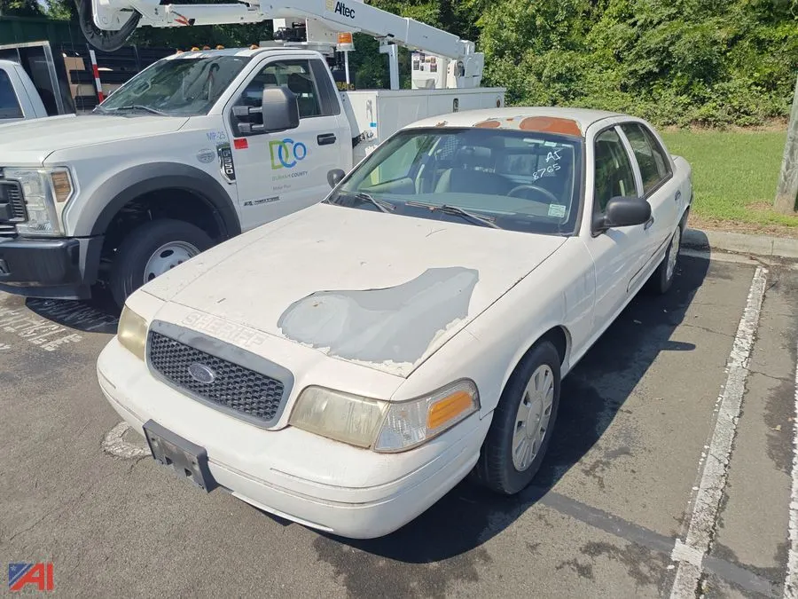 2008 Ford Crown Victoria Sedan