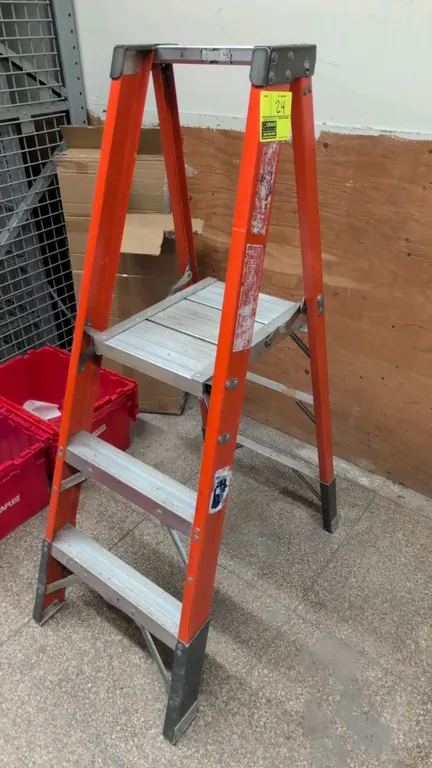 4' fiberglass platform ladder. Features orange non-conductive fiberglass rails, aluminum steps, folding work platform, top safety rail, and slip-resis