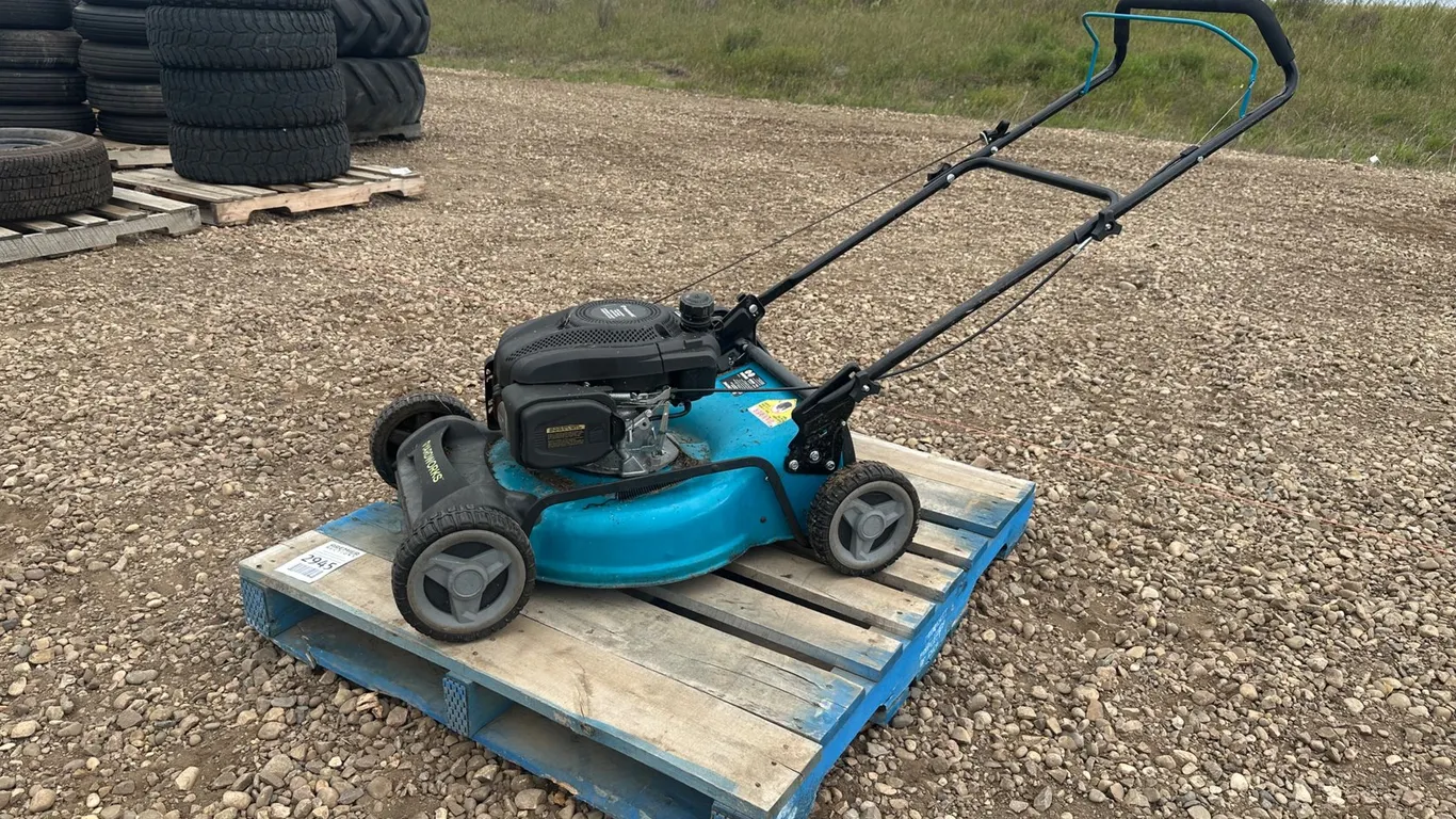 Yardworks Lawn Mower
