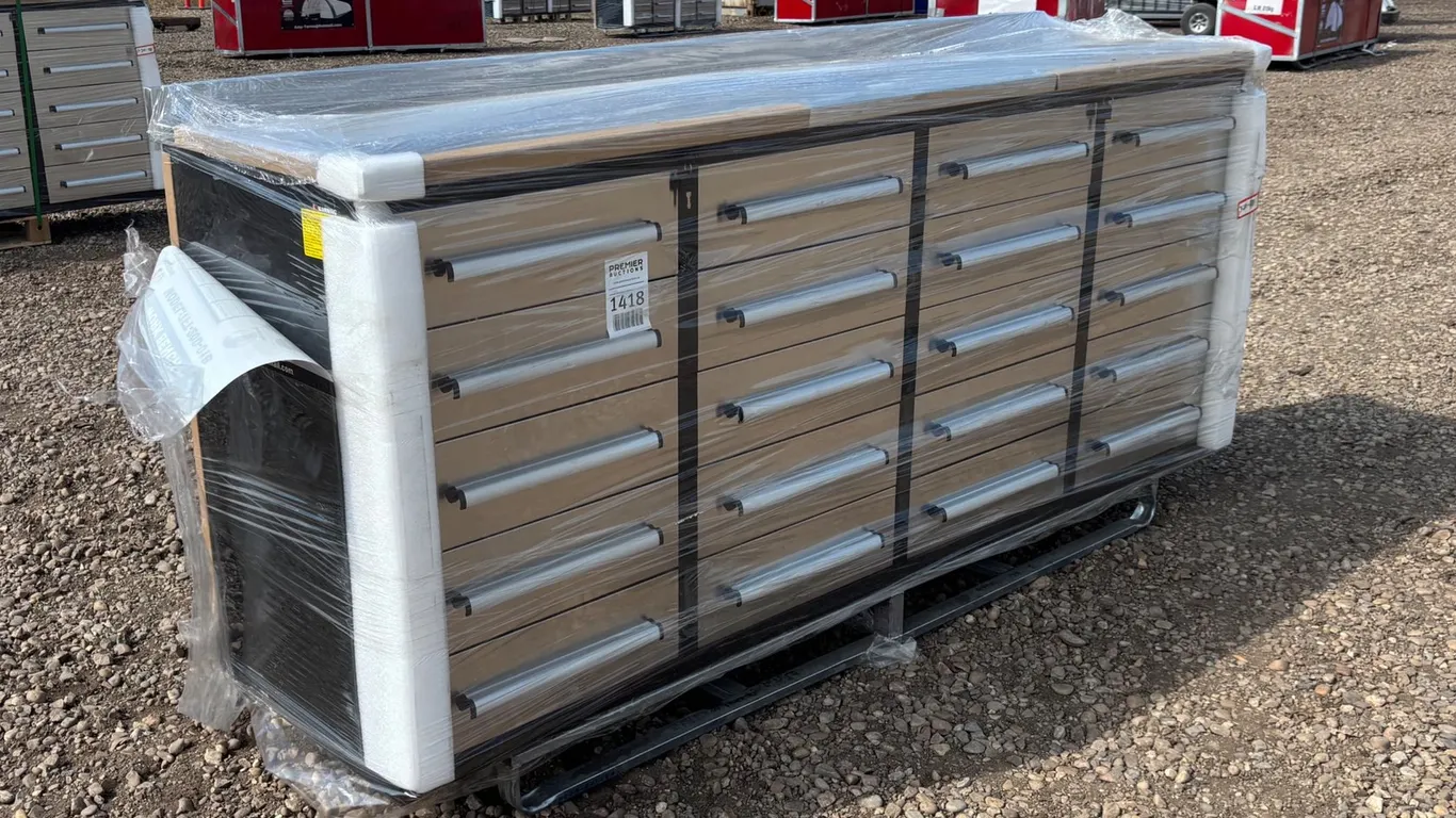 Unused 2026 Steelman 7' 20-Drawer SS Workbench