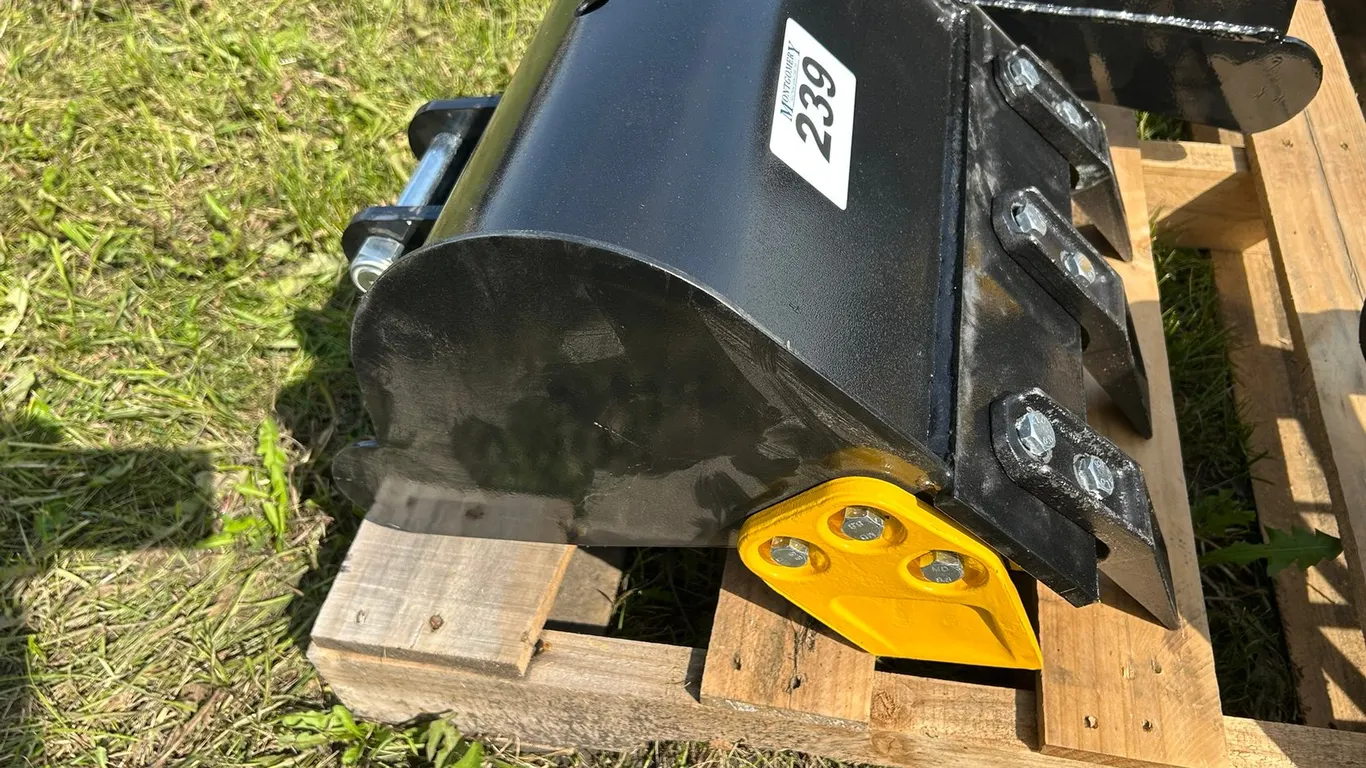 2026 40CM Toothed Bucket
