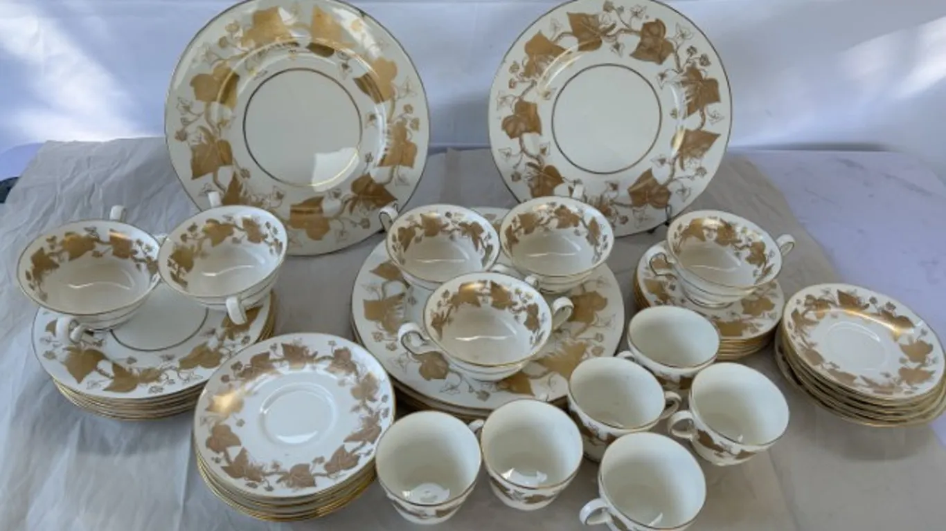 Wedgwood Golden Ivy Bone China Dinnerware