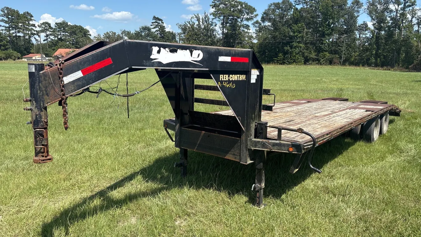 2015 LEGEND GOOSENECK TRAILER