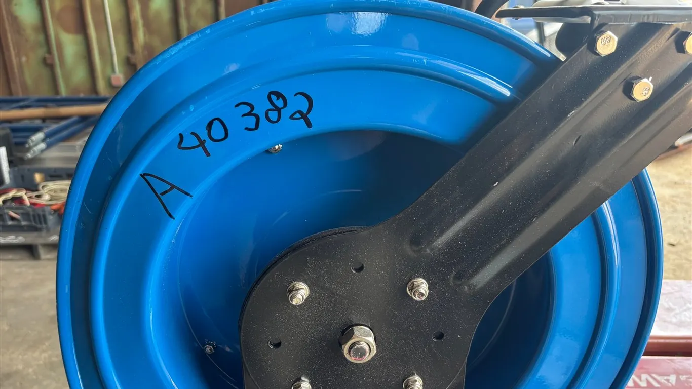 HOSE REEL