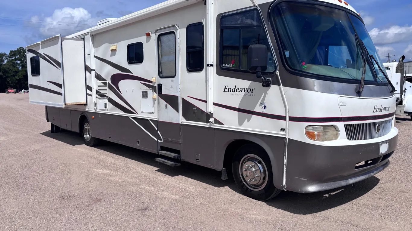 2001 HOLIDAY RAMBLER ENDEAVOR RV