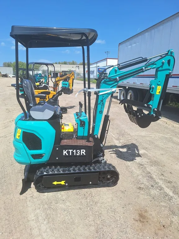 2026 CFG Mini Excavator, Model KT13R, Unused