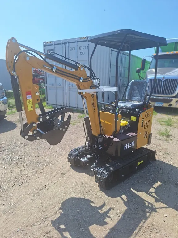 2026 CFG Mini Excavator, Model H13R, Unused