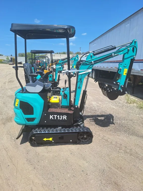 2026 CFG Mini Excavator, Model KT13R, Unused