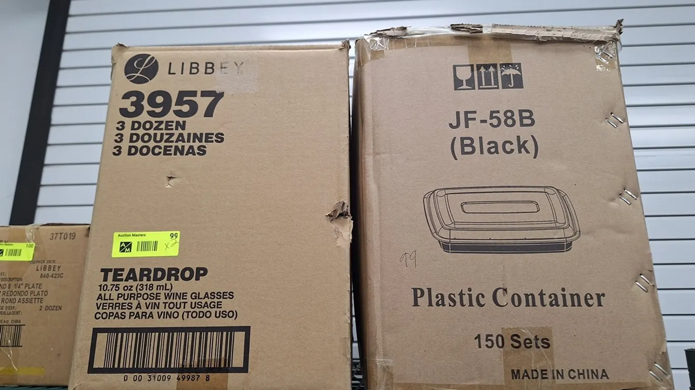 Box of 36 Libbey #3957 Teardrop Glasses, Box Plastic Containers