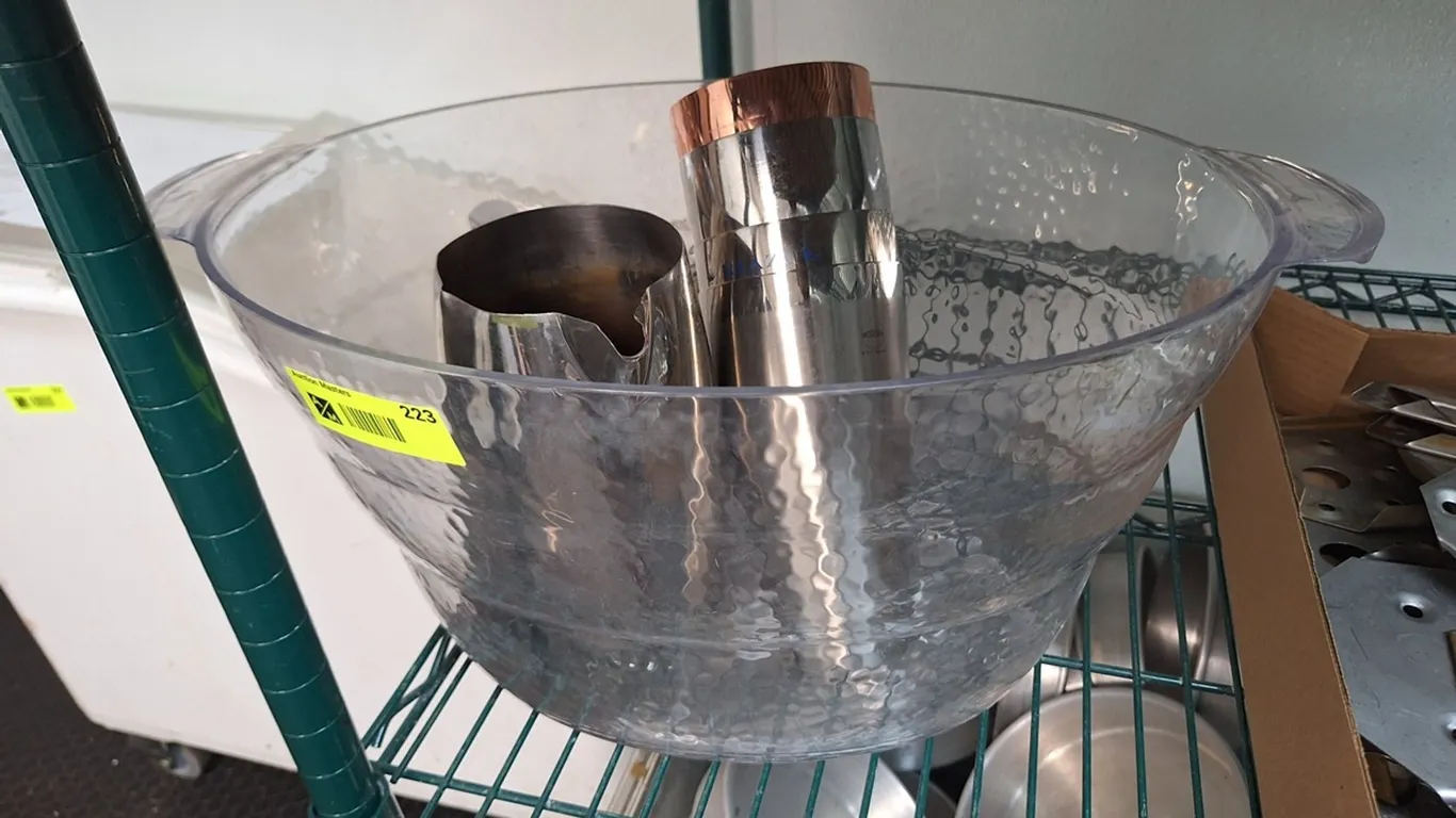 Assorted Mixing Cups, Serving Dishes