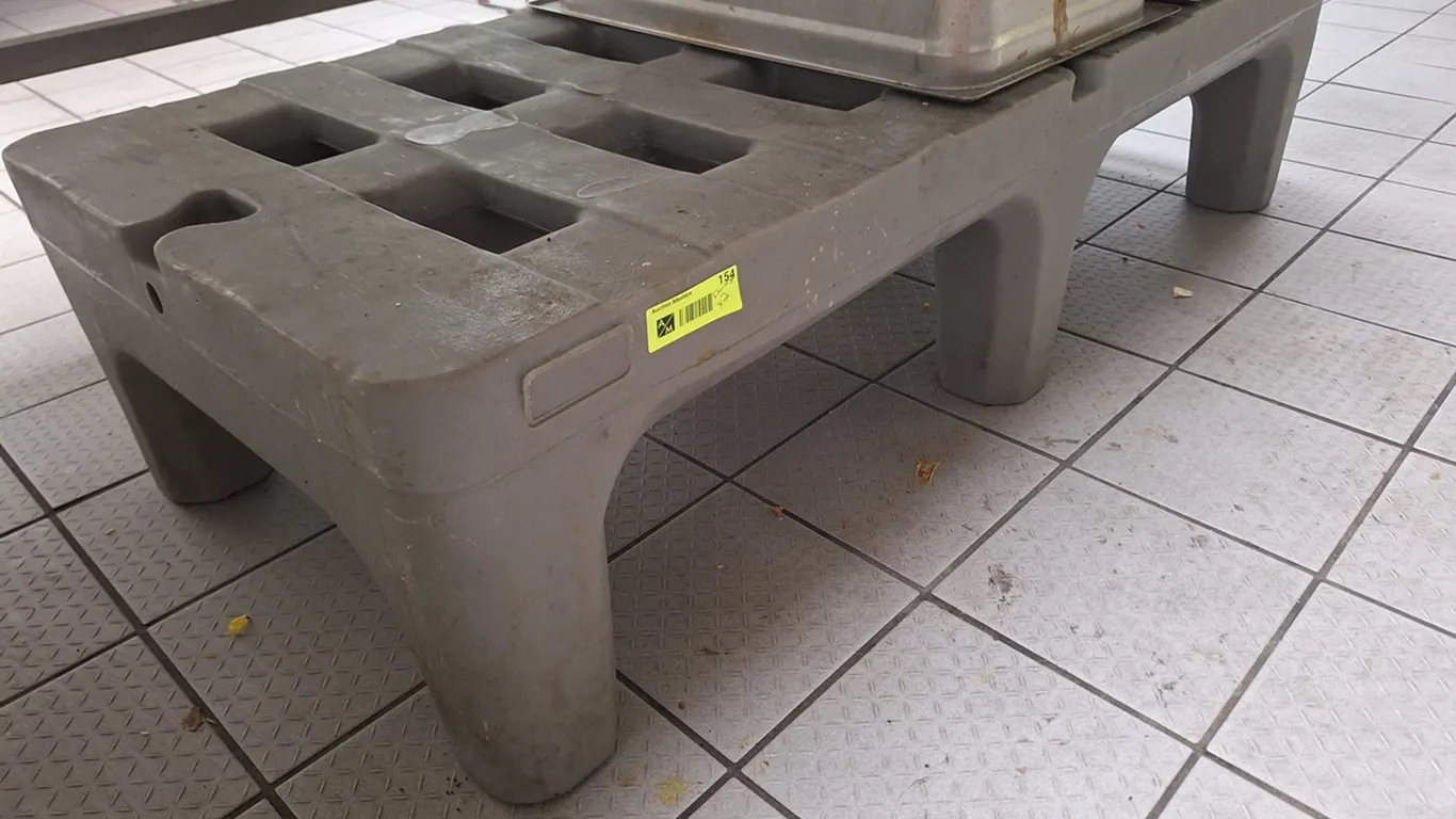 2 Poly Dunnage Racks, 48"x22"x12"