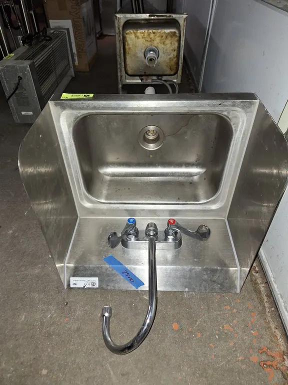 SS 17" Hand Sink