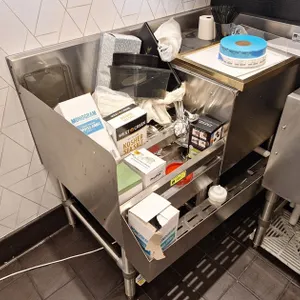 SS Underbar: 21" Drain Board, 18" Bottle Shelf, Assorted Contents