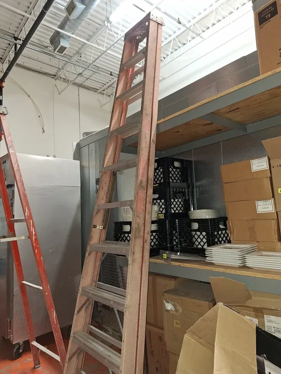 K-Pro 10' Fiberglass Step Ladder