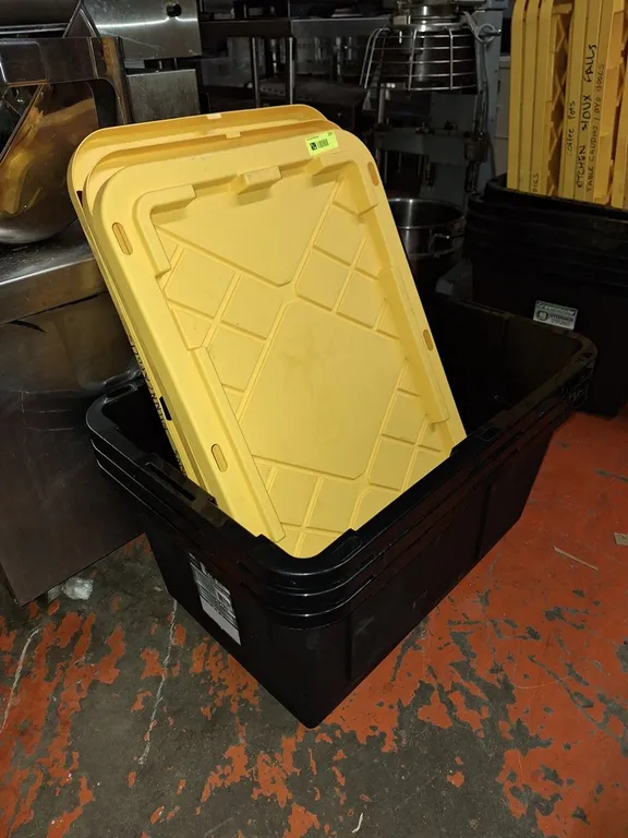 3 Poly Bins with Lids