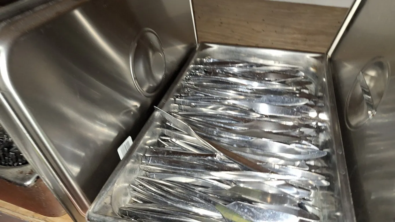 Assorted Knives