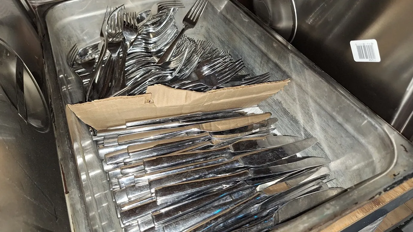 SS Full Pan of Forks and Knives