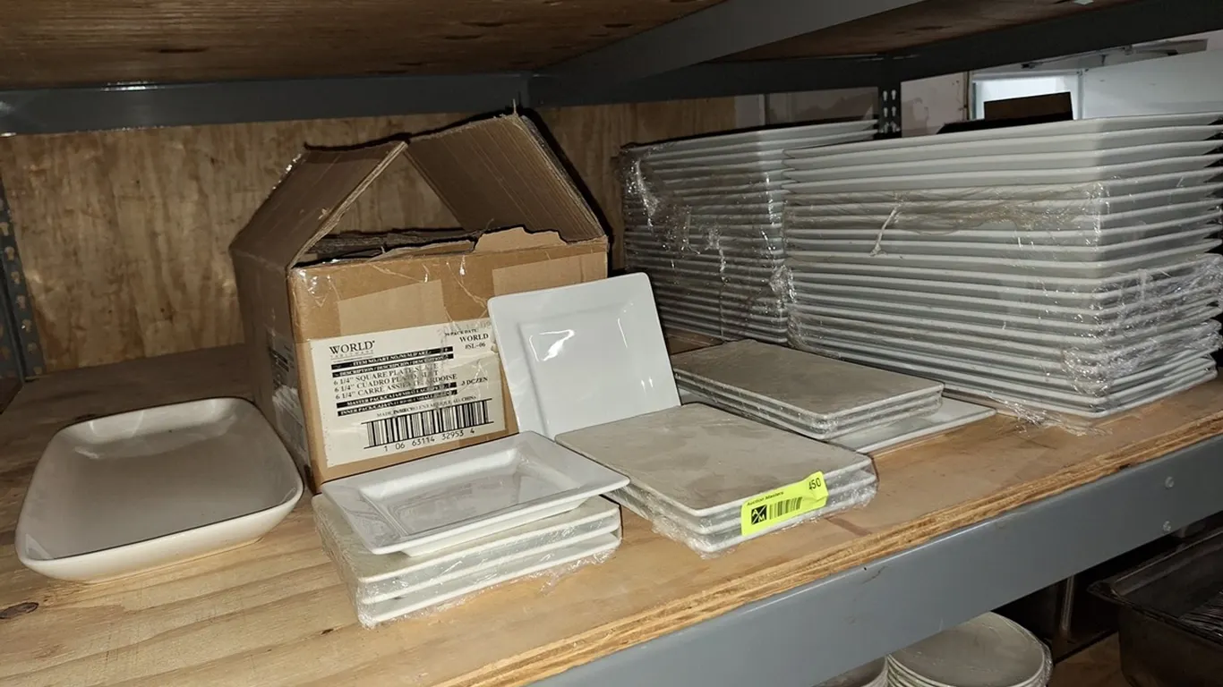 Assorted Square and Rectangle Plates