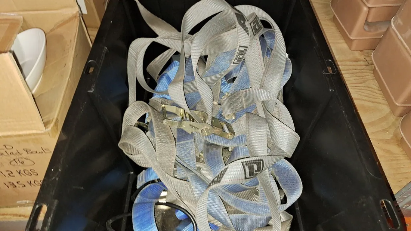 Bin Assorted Ratchet Straps