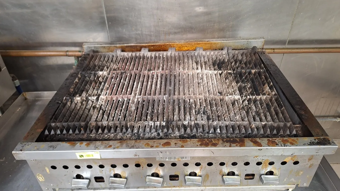 Vulcan 6 Burner Gas Grill, 36" Wide