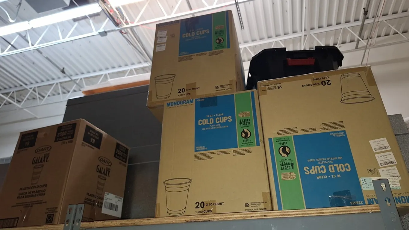 4 Boxes Plastic Cups