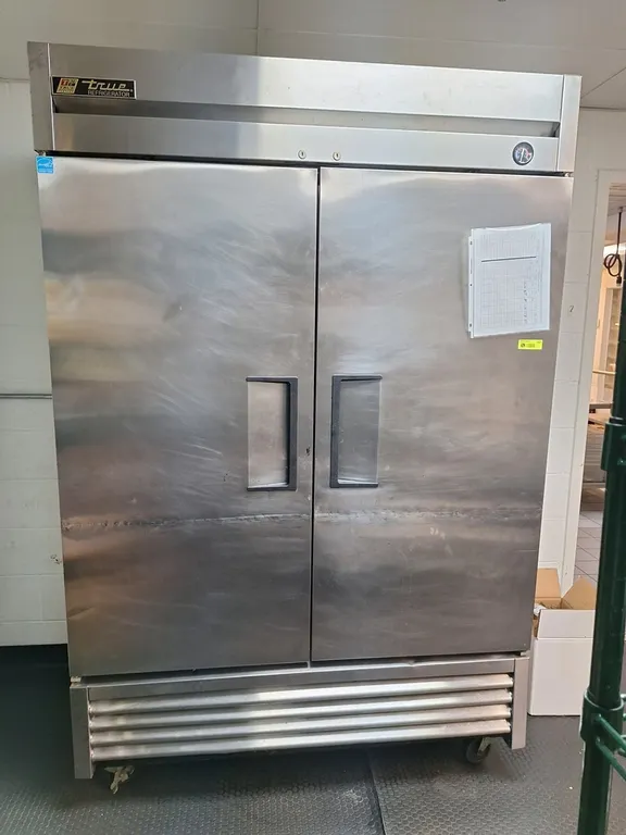 True 2 Door Refrigerator on Wheels, Model T-49, 115V, 54"x30"x83"