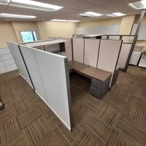 4 Workspace Cubicle System, 6'x6' Workspaces, 67" Walls, L-Shaped Desks