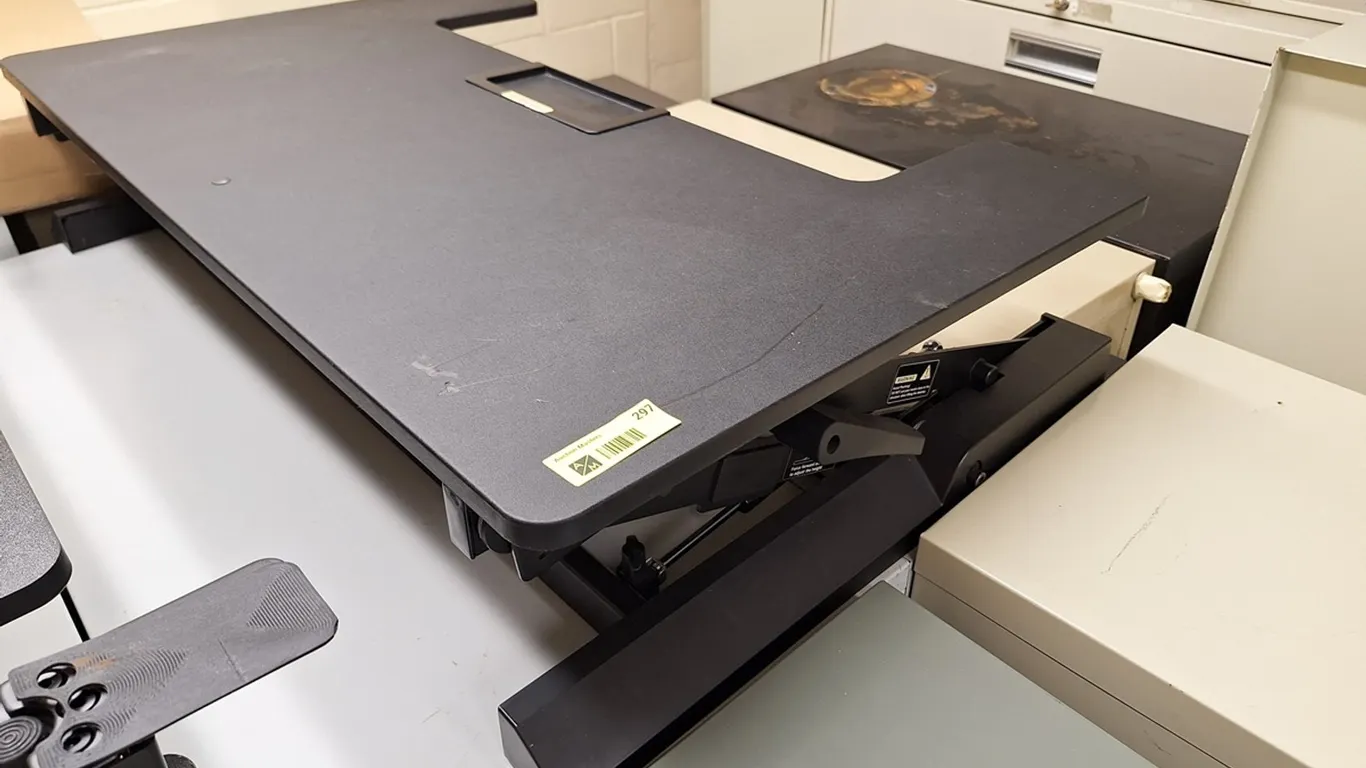 Adjustable Height Work Station, 36"W