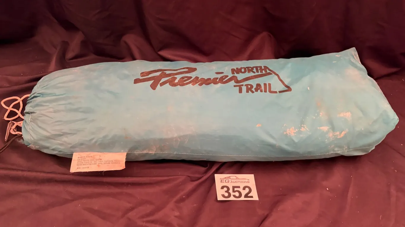Lot 352