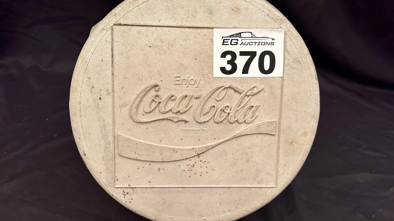 Lot 370