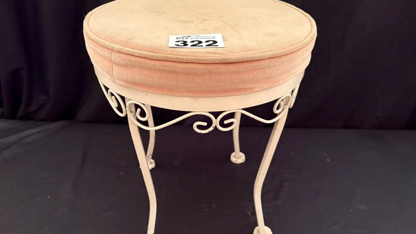Lot 322