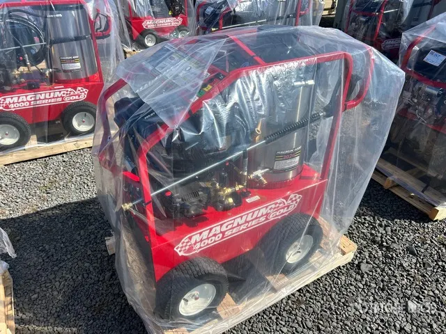 Easy-Kleen Magnum Gold Pressure Washer (Unused)