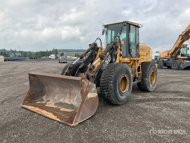 2003 John Deere 624H Wheel Loader